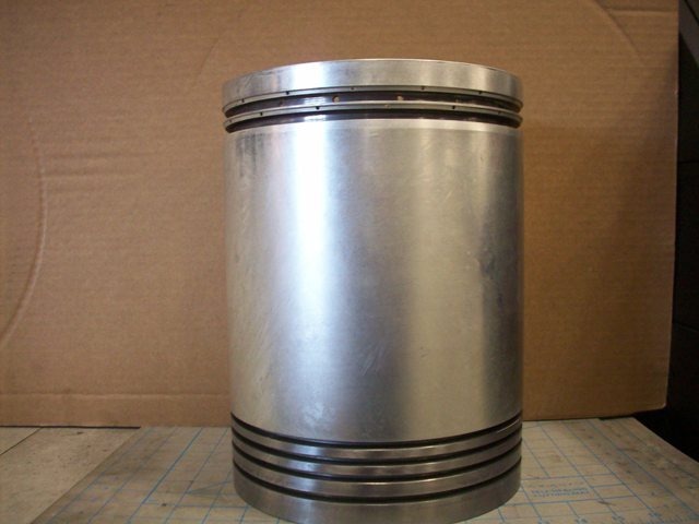 Piston Bare 645E HURG Tin Roots - Uncategorized
