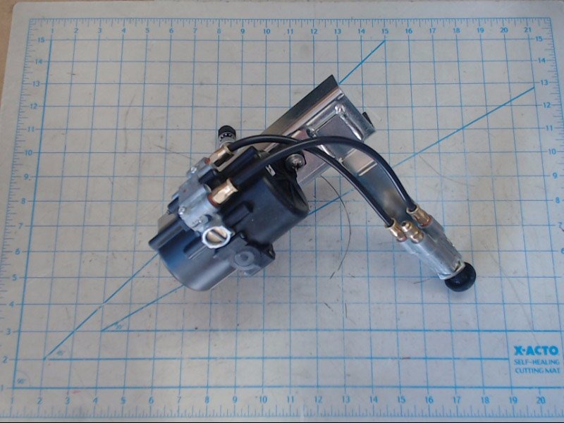 Motor and Valve Assembly Wiper - Carbody