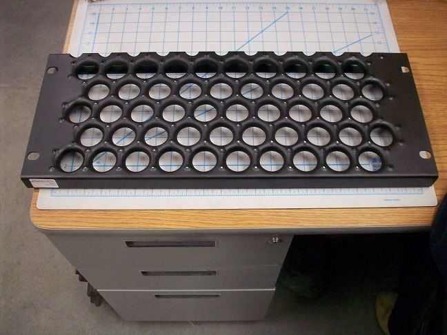 Tread, Black - Carbody