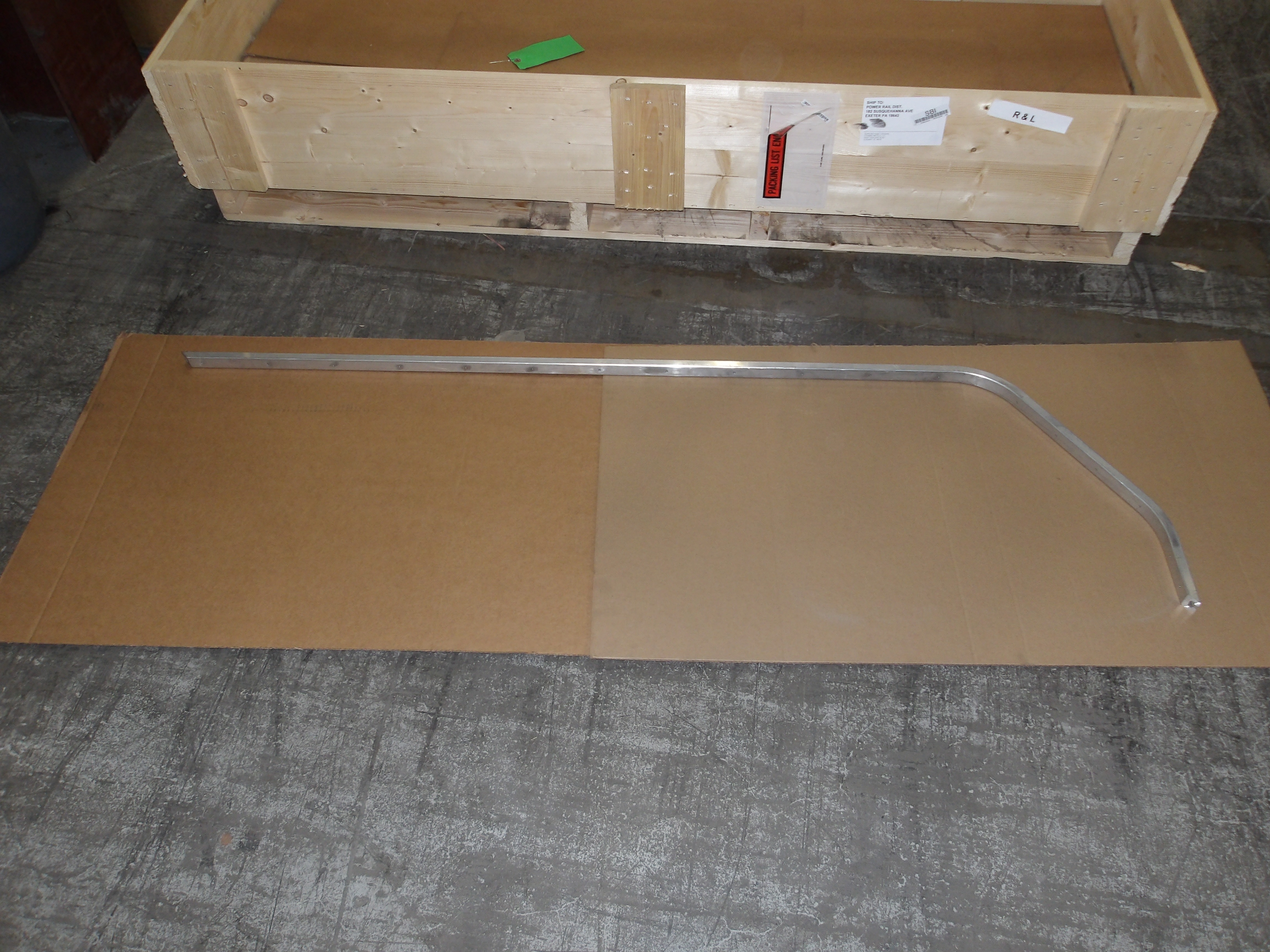 Retainer - Carbody