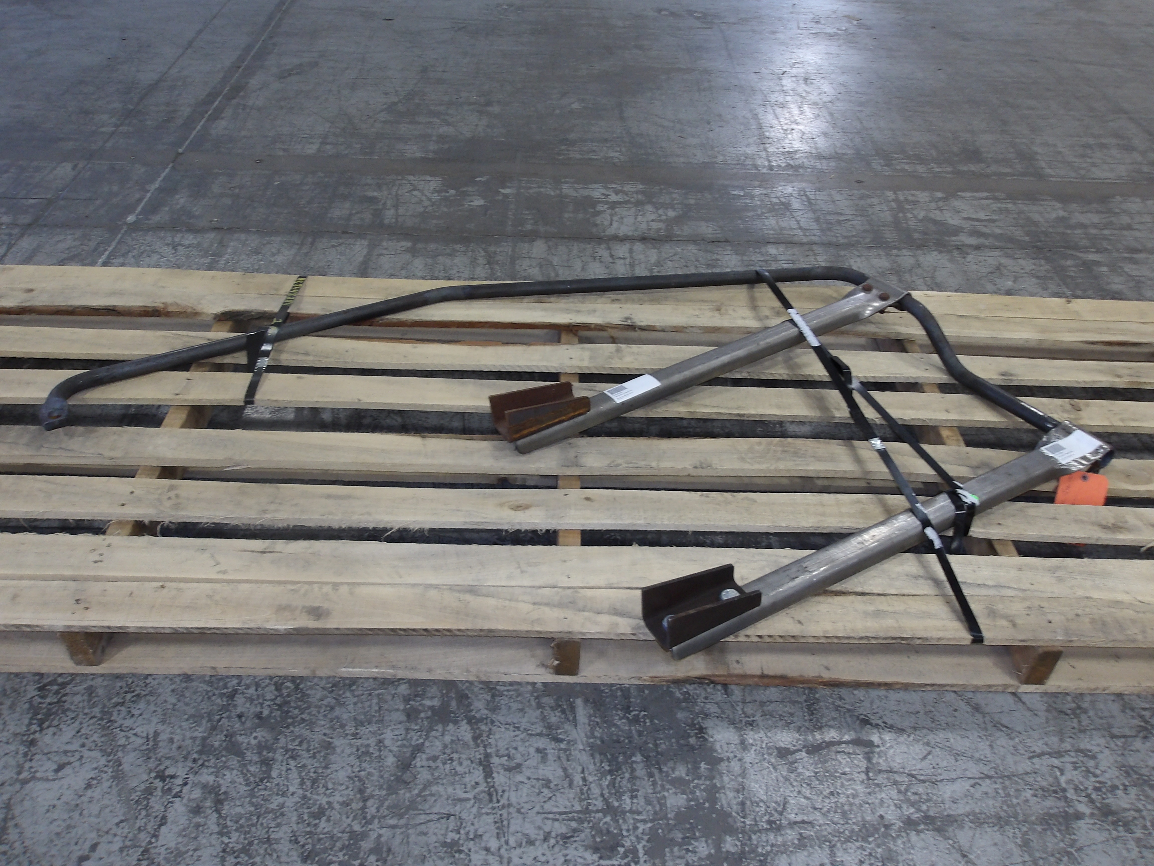 Handrail Assembly - Carbody