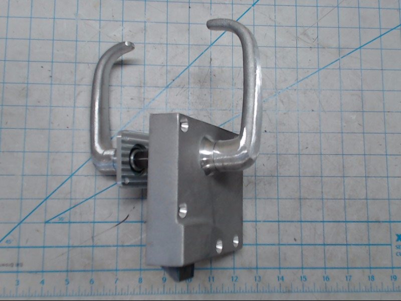 Latch Non Keyed Door - Carbody
