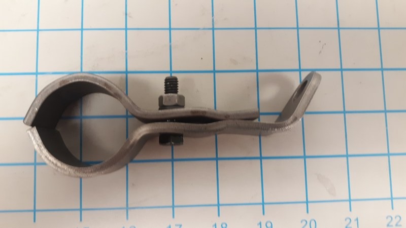 Clamp Water Discharge Pipe - Carbody