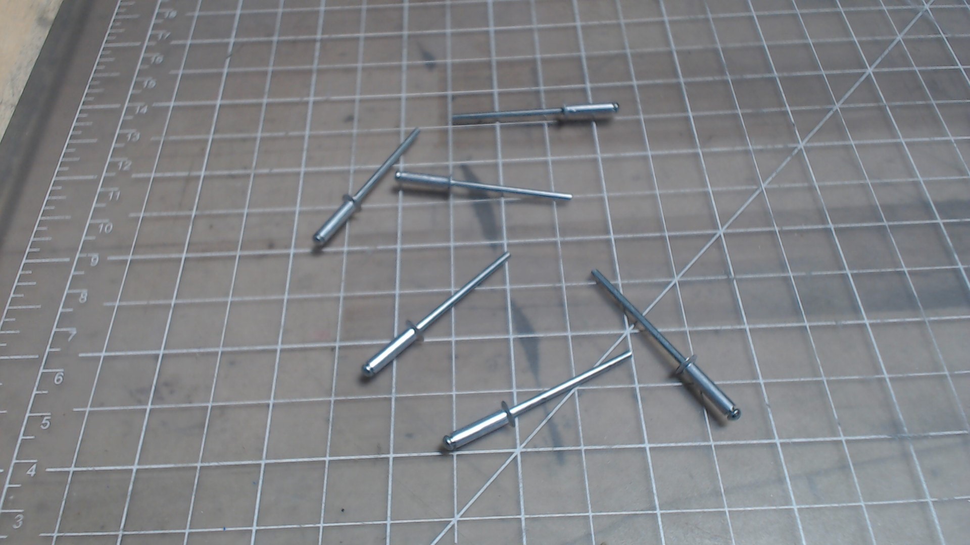 Rivet - Fastener