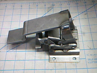 Latch Assembly - Carbody