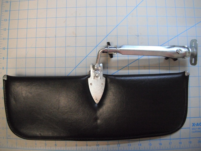Sun Visor Ball Mount Padded - Carbody
