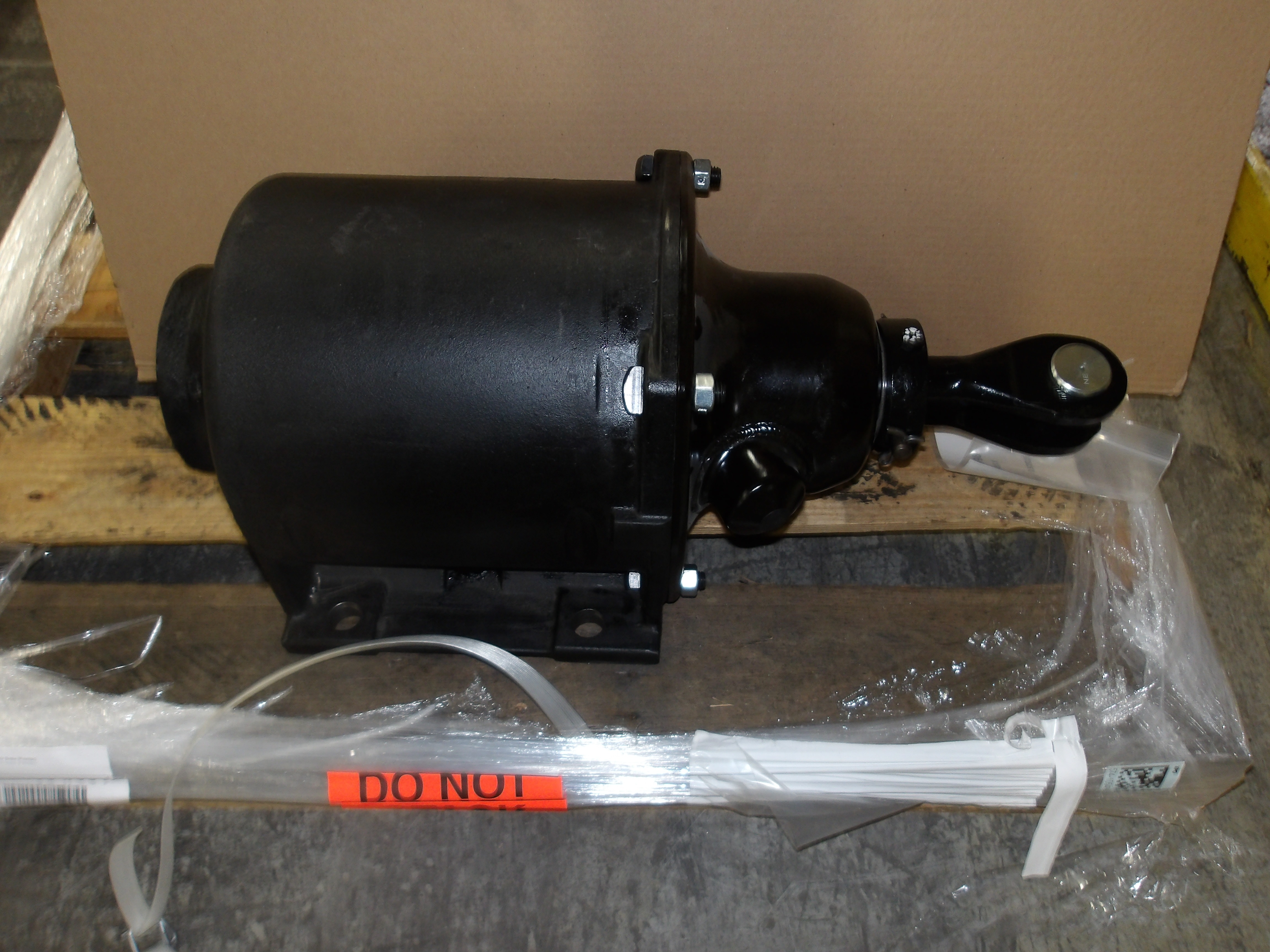 Brake Cylinder - Truck
