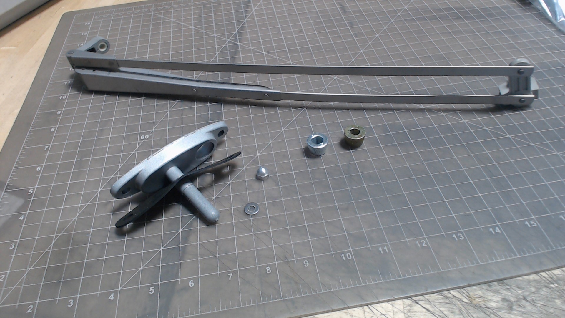 Wiper Arm - Carbody
