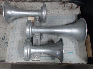 Air Horn - Carbody