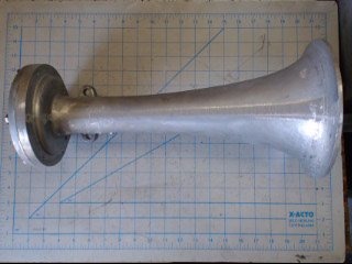 Air Horn - Carbody